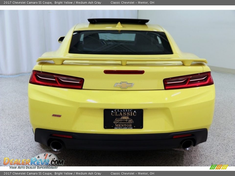 2017 Chevrolet Camaro SS Coupe Bright Yellow / Medium Ash Gray Photo #21