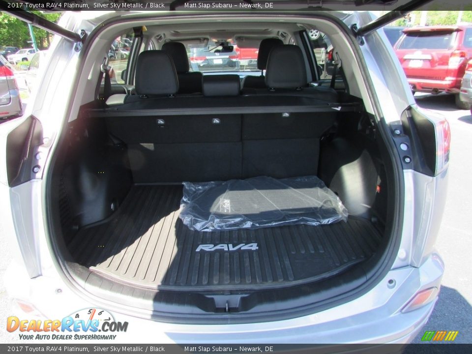 2017 Toyota RAV4 Platinum Silver Sky Metallic / Black Photo #20