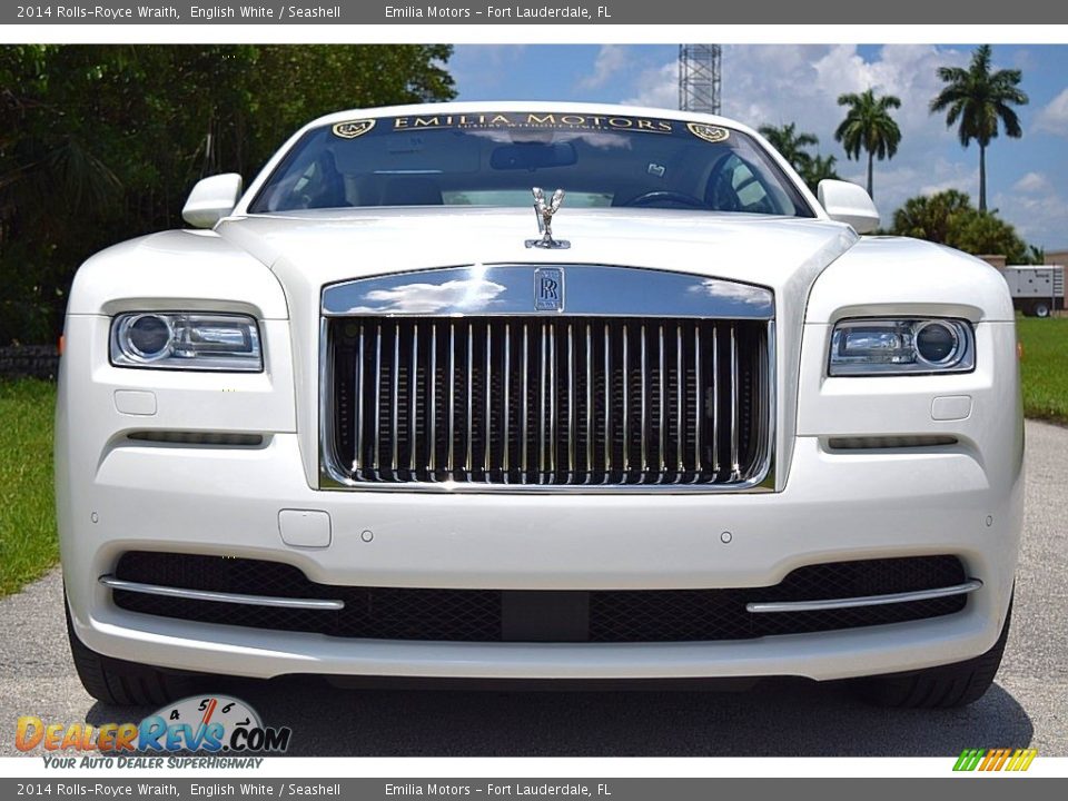 English White 2014 Rolls-Royce Wraith  Photo #17