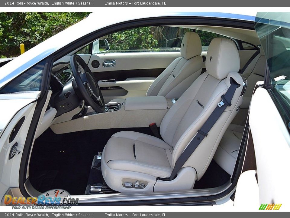 Front Seat of 2014 Rolls-Royce Wraith  Photo #30