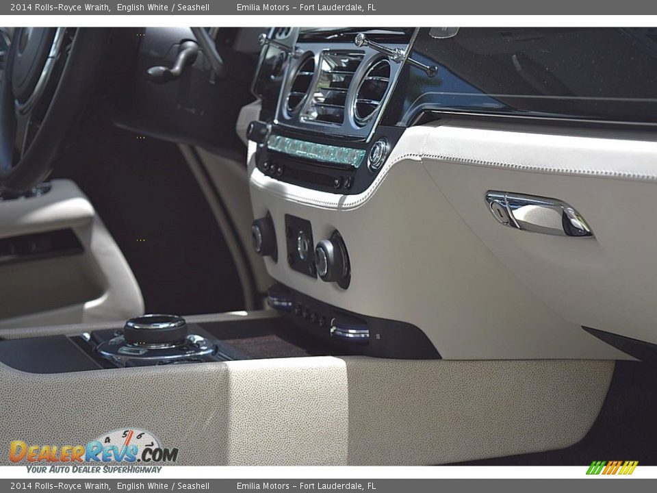 2014 Rolls-Royce Wraith English White / Seashell Photo #57
