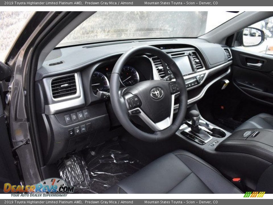 2019 Toyota Highlander Limited Platinum AWD Predawn Gray Mica / Almond Photo #5