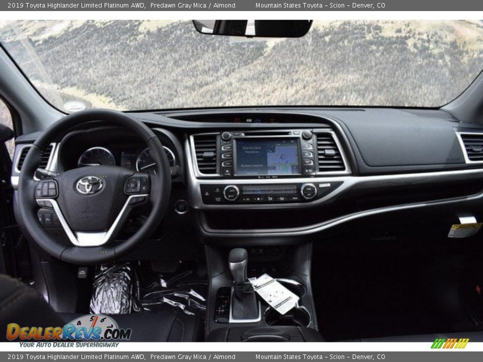 2019 Toyota Highlander Limited Platinum AWD Predawn Gray Mica / Almond Photo #7