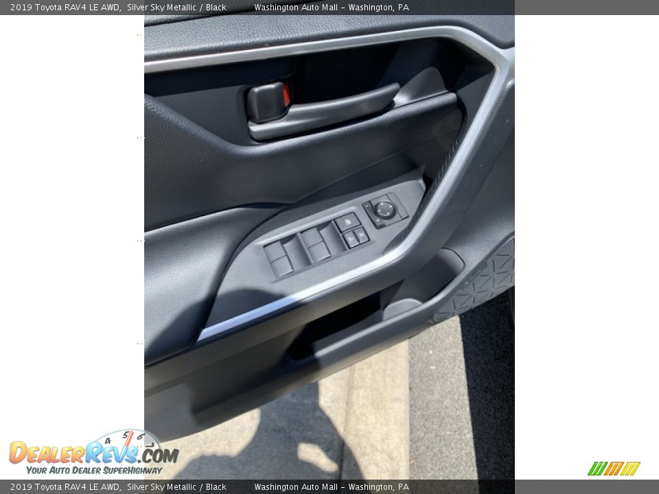 2019 Toyota RAV4 LE AWD Silver Sky Metallic / Black Photo #9
