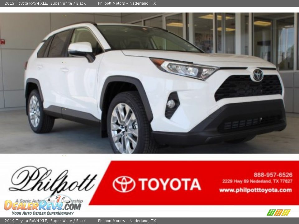2019 Toyota RAV4 XLE Super White / Black Photo #1