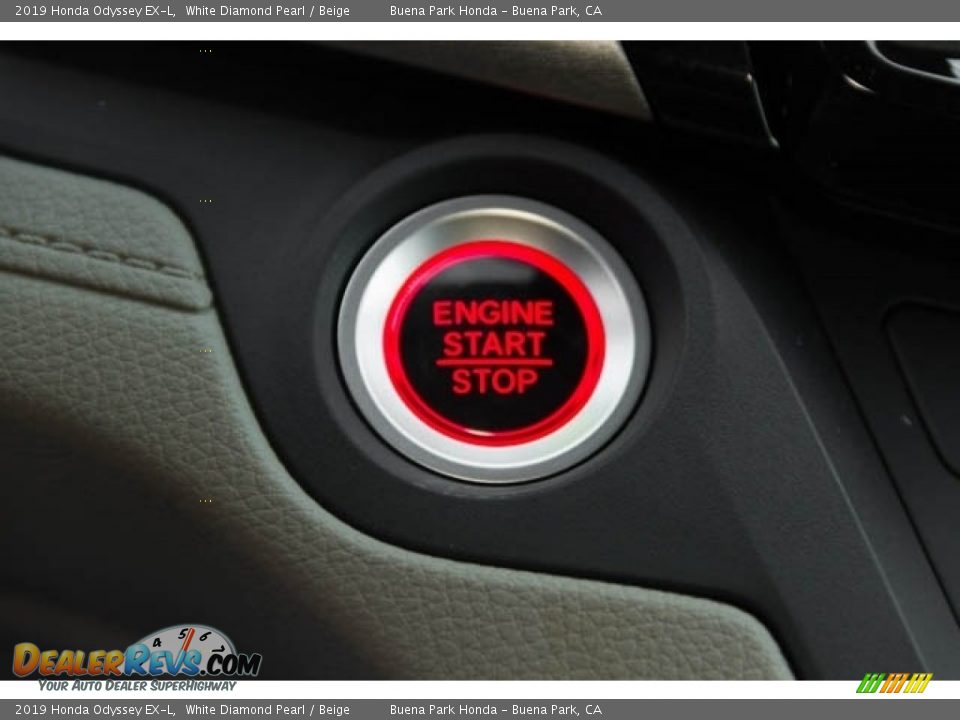 2019 Honda Odyssey EX-L White Diamond Pearl / Beige Photo #22