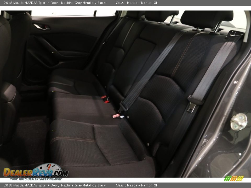 2018 Mazda MAZDA3 Sport 4 Door Machine Gray Metallic / Black Photo #15
