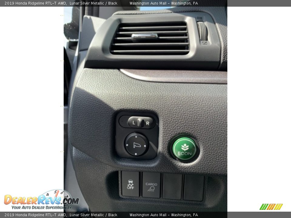 2019 Honda Ridgeline RTL-T AWD Lunar Silver Metallic / Black Photo #12
