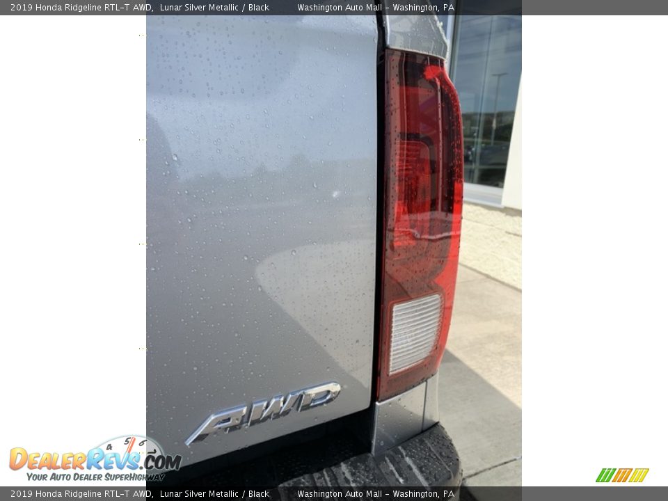 2019 Honda Ridgeline RTL-T AWD Lunar Silver Metallic / Black Photo #22
