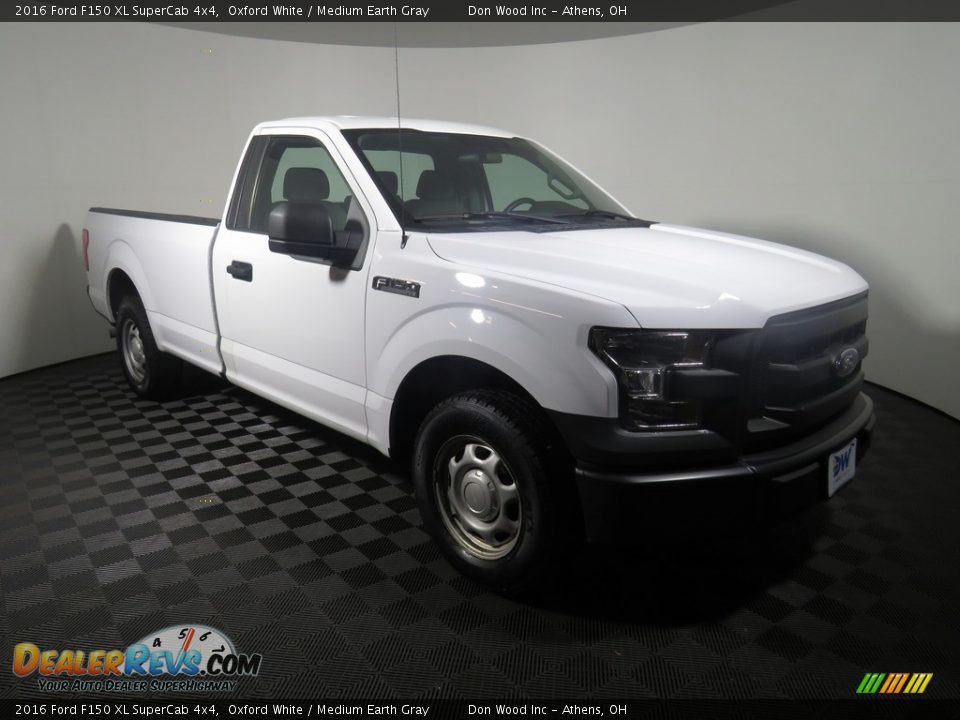 2016 Ford F150 XL SuperCab 4x4 Oxford White / Medium Earth Gray Photo #2