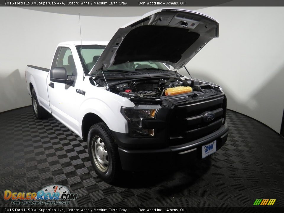 2016 Ford F150 XL SuperCab 4x4 Oxford White / Medium Earth Gray Photo #4