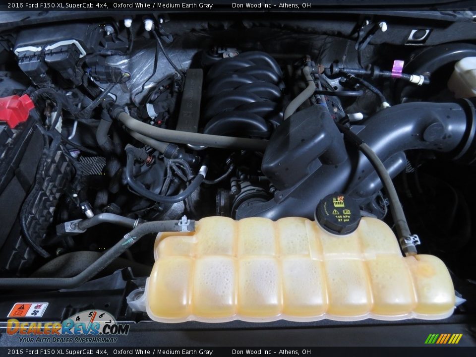 2016 Ford F150 XL SuperCab 4x4 Oxford White / Medium Earth Gray Photo #5