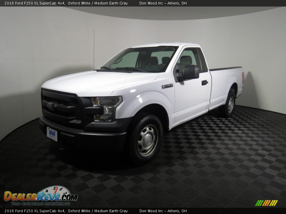 2016 Ford F150 XL SuperCab 4x4 Oxford White / Medium Earth Gray Photo #6