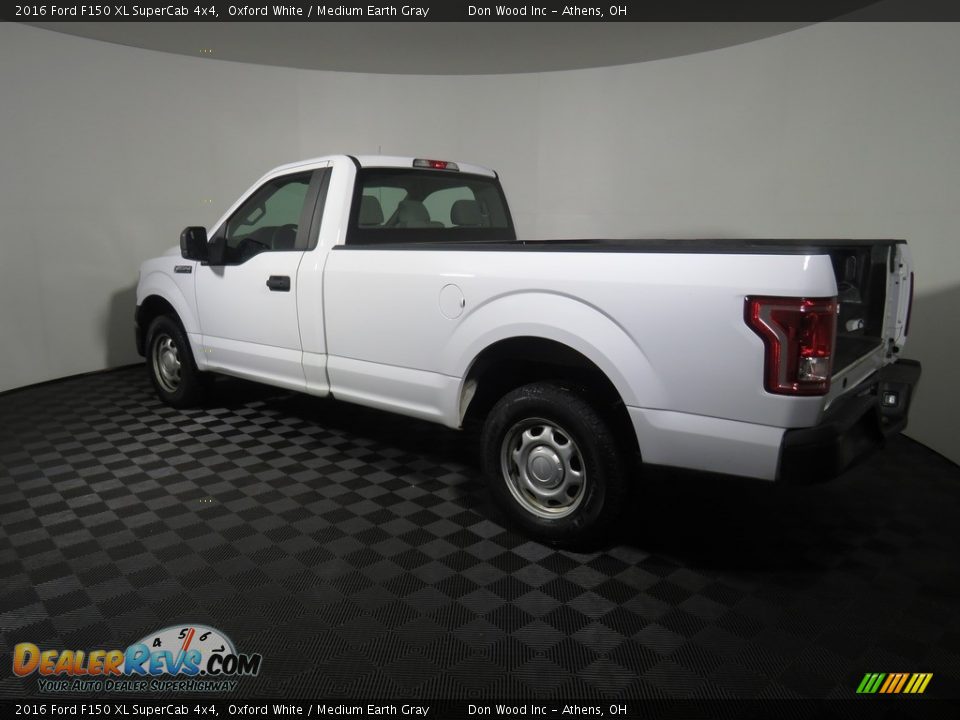 2016 Ford F150 XL SuperCab 4x4 Oxford White / Medium Earth Gray Photo #8