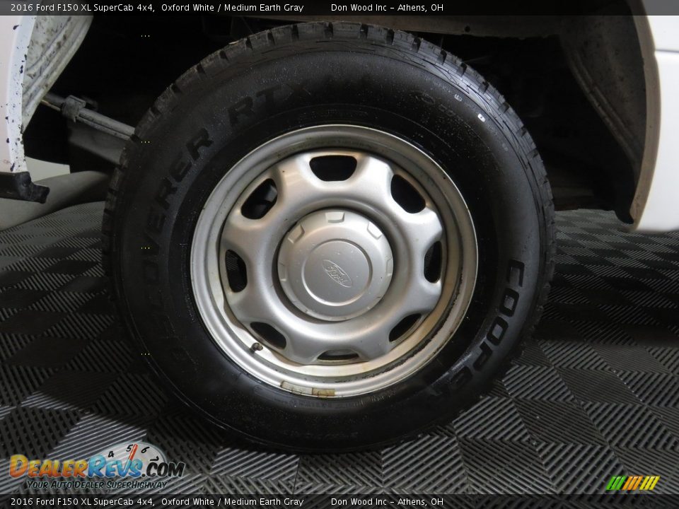 2016 Ford F150 XL SuperCab 4x4 Oxford White / Medium Earth Gray Photo #13