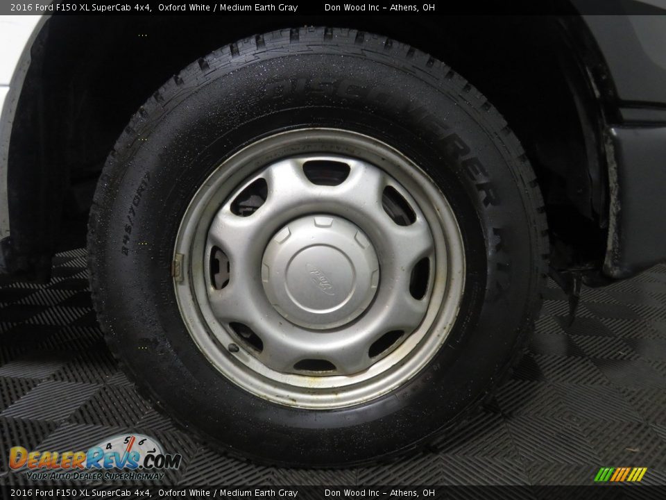 2016 Ford F150 XL SuperCab 4x4 Oxford White / Medium Earth Gray Photo #14