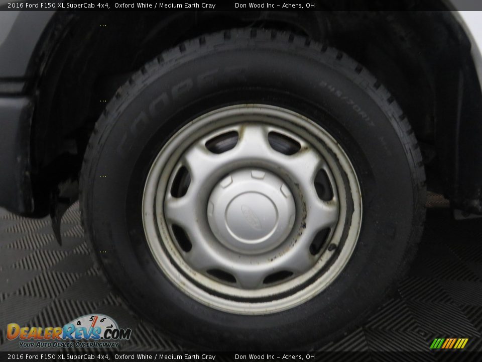 2016 Ford F150 XL SuperCab 4x4 Oxford White / Medium Earth Gray Photo #15