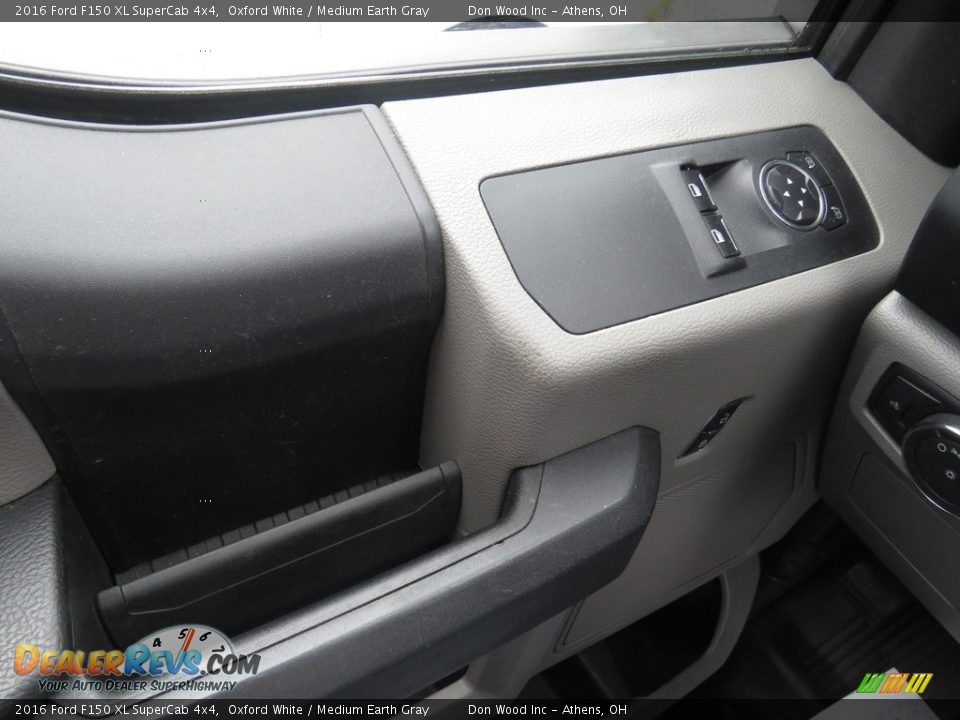 2016 Ford F150 XL SuperCab 4x4 Oxford White / Medium Earth Gray Photo #25
