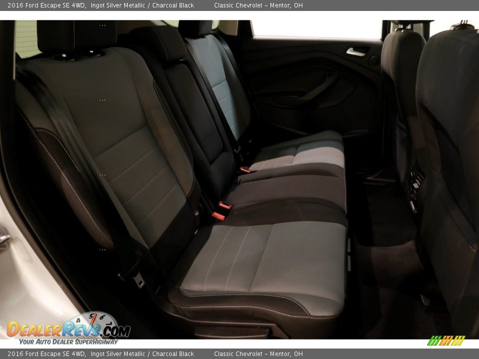 2016 Ford Escape SE 4WD Ingot Silver Metallic / Charcoal Black Photo #17