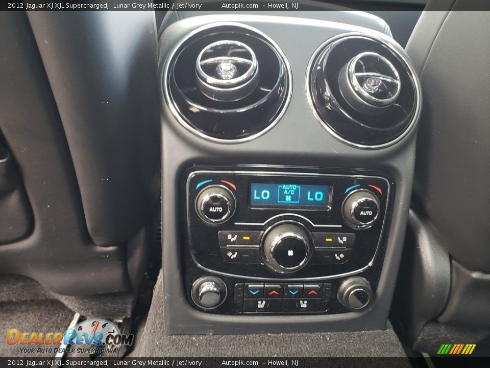 2012 Jaguar XJ XJL Supercharged Lunar Grey Metallic / Jet/Ivory Photo #11
