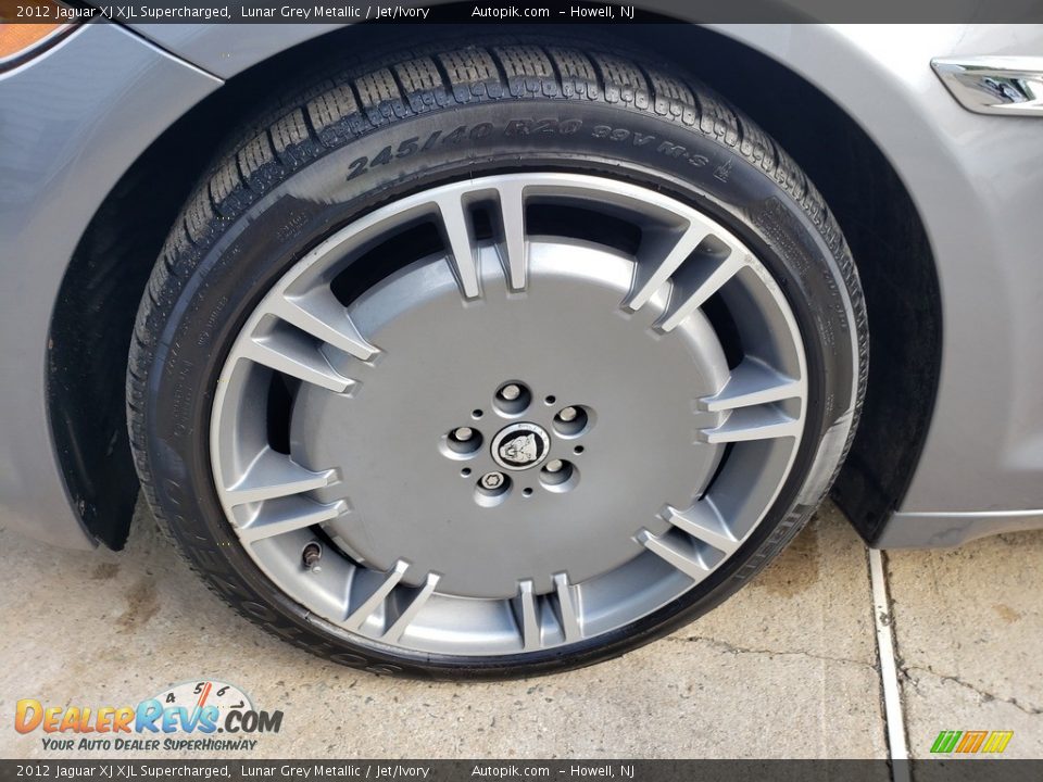 2012 Jaguar XJ XJL Supercharged Lunar Grey Metallic / Jet/Ivory Photo #18