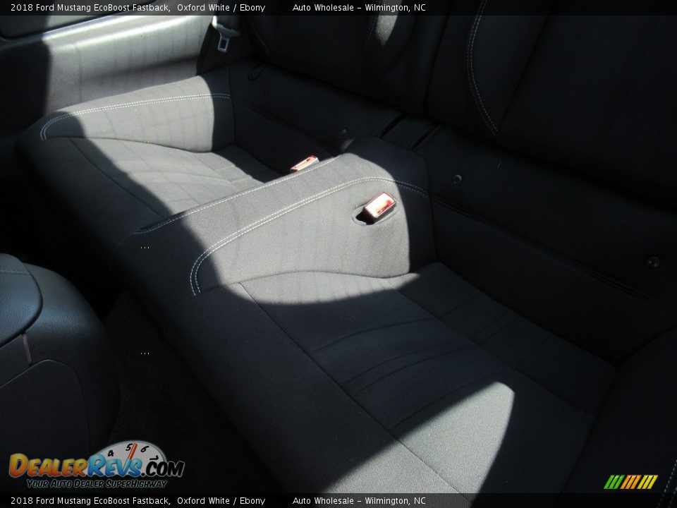 2018 Ford Mustang EcoBoost Fastback Oxford White / Ebony Photo #12
