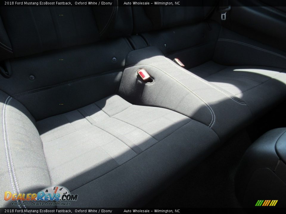 2018 Ford Mustang EcoBoost Fastback Oxford White / Ebony Photo #14