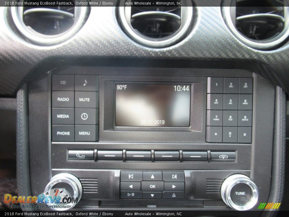 2018 Ford Mustang EcoBoost Fastback Oxford White / Ebony Photo #17