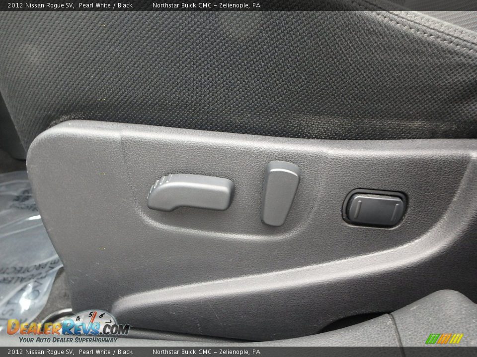 2012 Nissan Rogue SV Pearl White / Black Photo #20