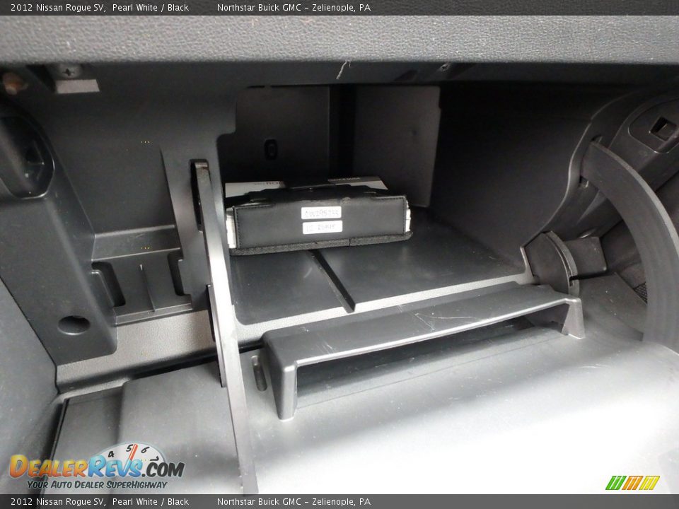 2012 Nissan Rogue SV Pearl White / Black Photo #26
