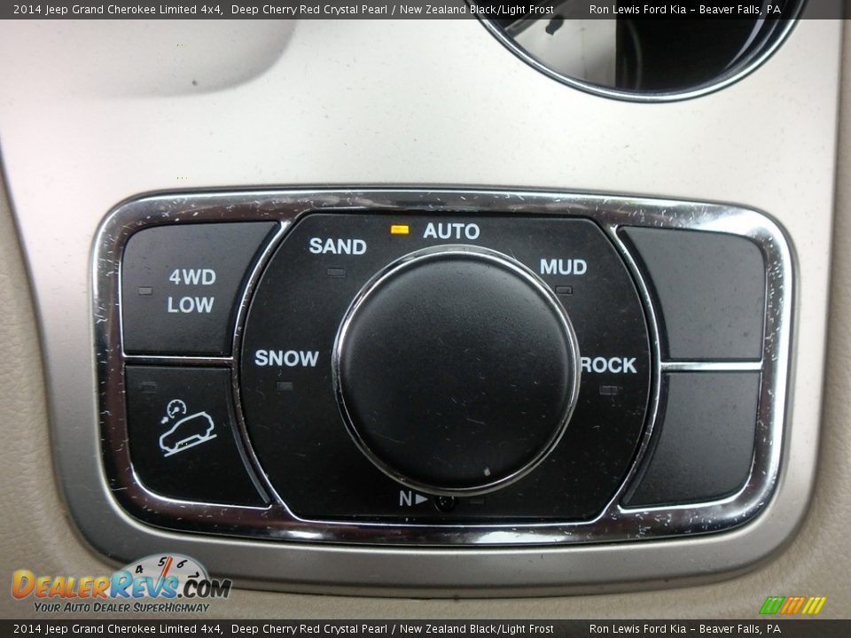 2014 Jeep Grand Cherokee Limited 4x4 Deep Cherry Red Crystal Pearl / New Zealand Black/Light Frost Photo #18