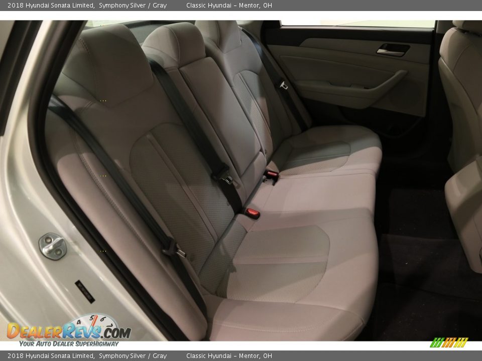 2018 Hyundai Sonata Limited Symphony Silver / Gray Photo #18