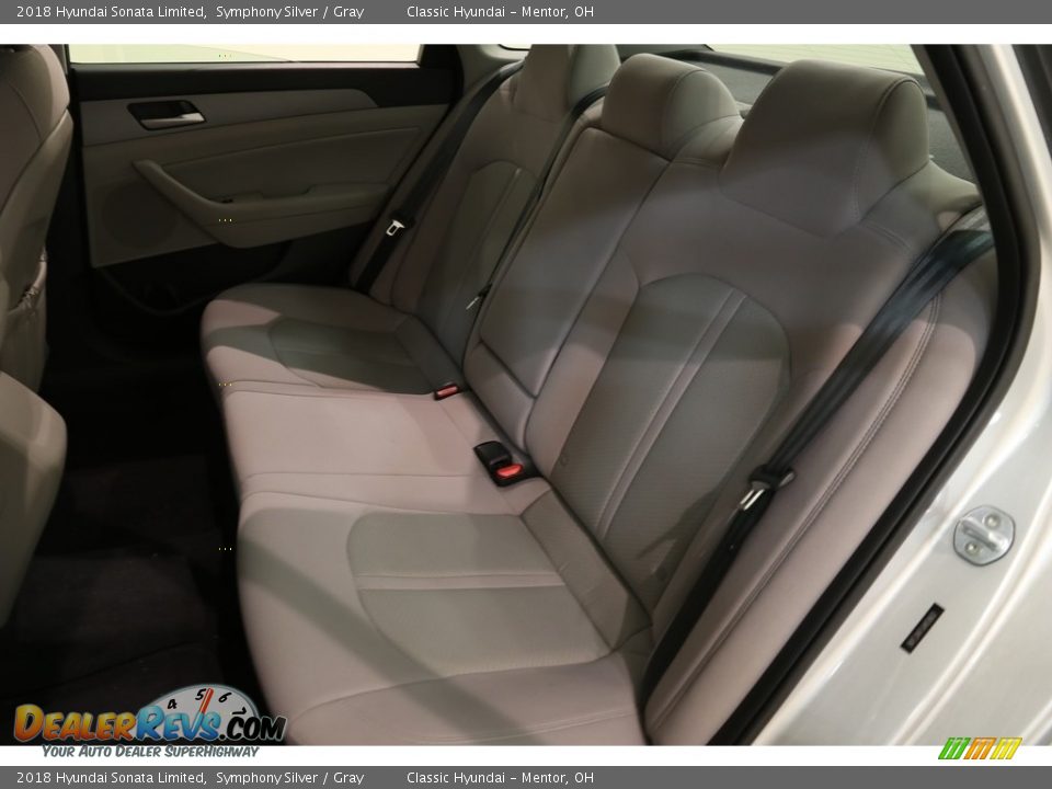 2018 Hyundai Sonata Limited Symphony Silver / Gray Photo #19