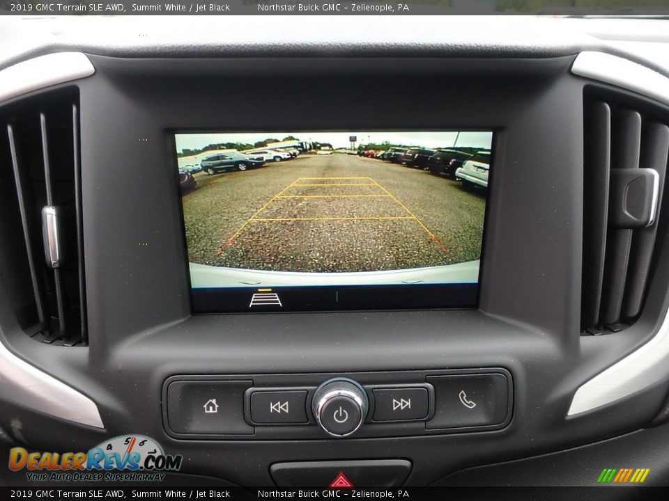 Controls of 2019 GMC Terrain SLE AWD Photo #20