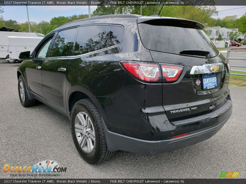2017 Chevrolet Traverse LT AWD Mosaic Black Metallic / Ebony Photo #5