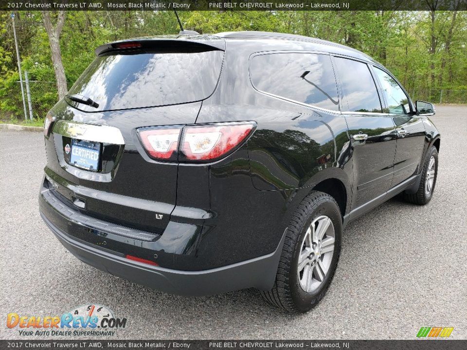 2017 Chevrolet Traverse LT AWD Mosaic Black Metallic / Ebony Photo #7