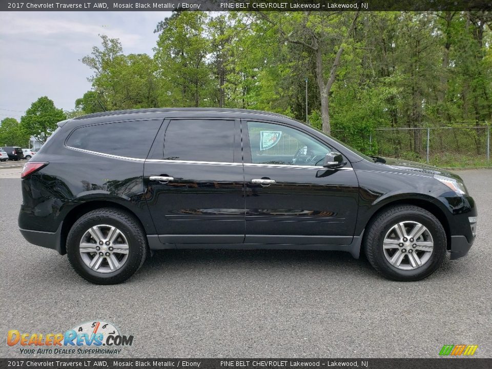 2017 Chevrolet Traverse LT AWD Mosaic Black Metallic / Ebony Photo #8