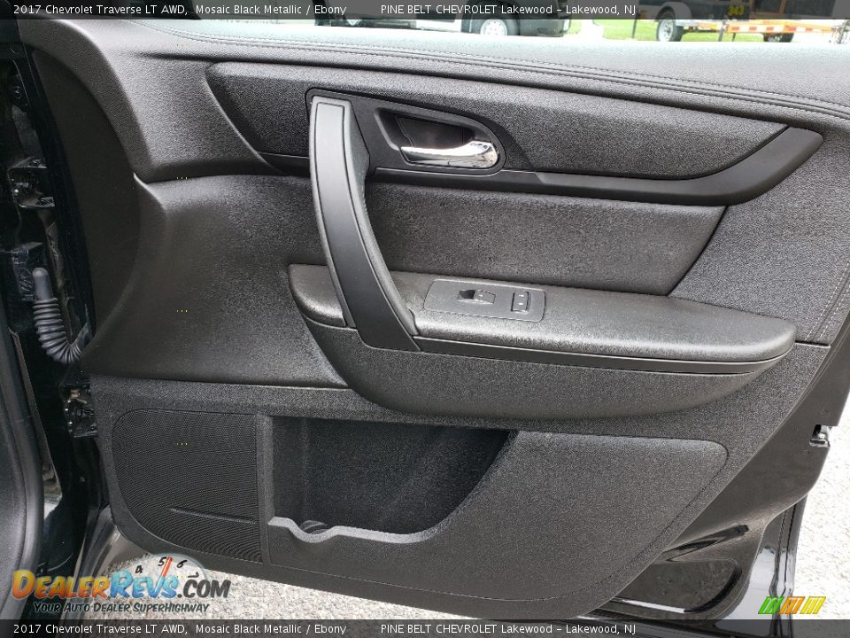 2017 Chevrolet Traverse LT AWD Mosaic Black Metallic / Ebony Photo #10
