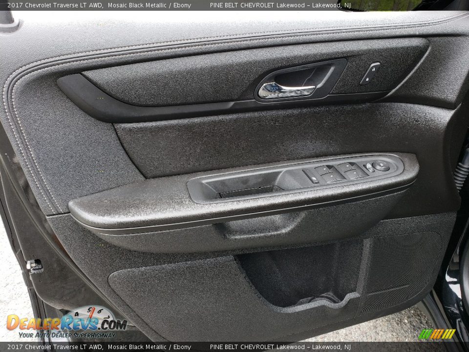 2017 Chevrolet Traverse LT AWD Mosaic Black Metallic / Ebony Photo #14