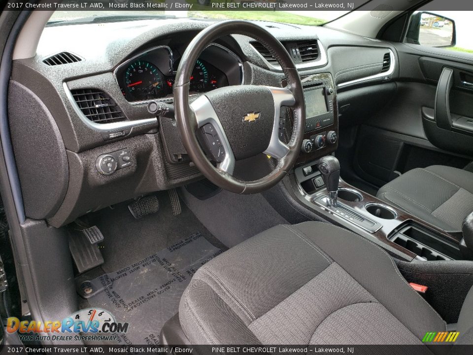2017 Chevrolet Traverse LT AWD Mosaic Black Metallic / Ebony Photo #15