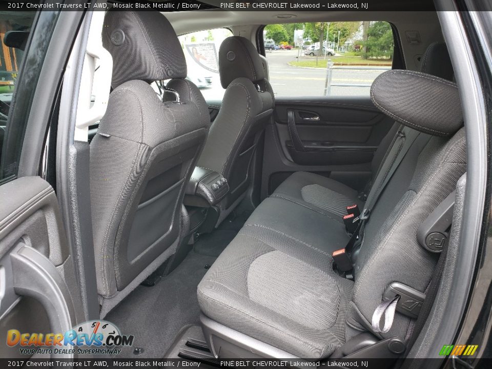 2017 Chevrolet Traverse LT AWD Mosaic Black Metallic / Ebony Photo #16