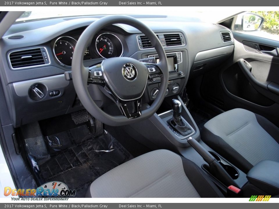 2017 Volkswagen Jetta S Pure White / Black/Palladium Gray Photo #12