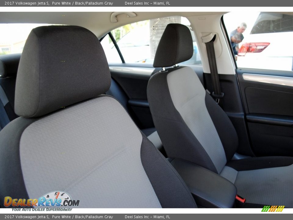 2017 Volkswagen Jetta S Pure White / Black/Palladium Gray Photo #17