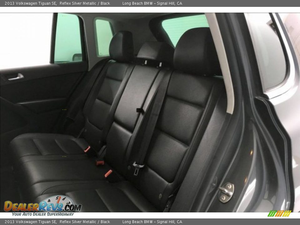 2013 Volkswagen Tiguan SE Reflex Silver Metallic / Black Photo #32