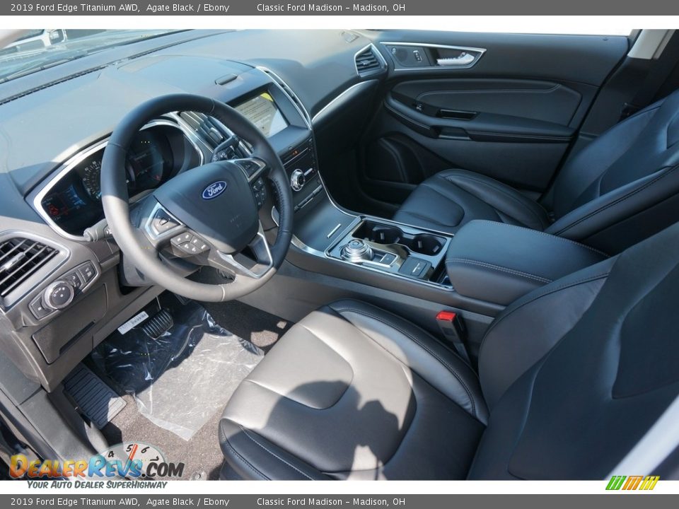 2019 Ford Edge Titanium AWD Agate Black / Ebony Photo #4