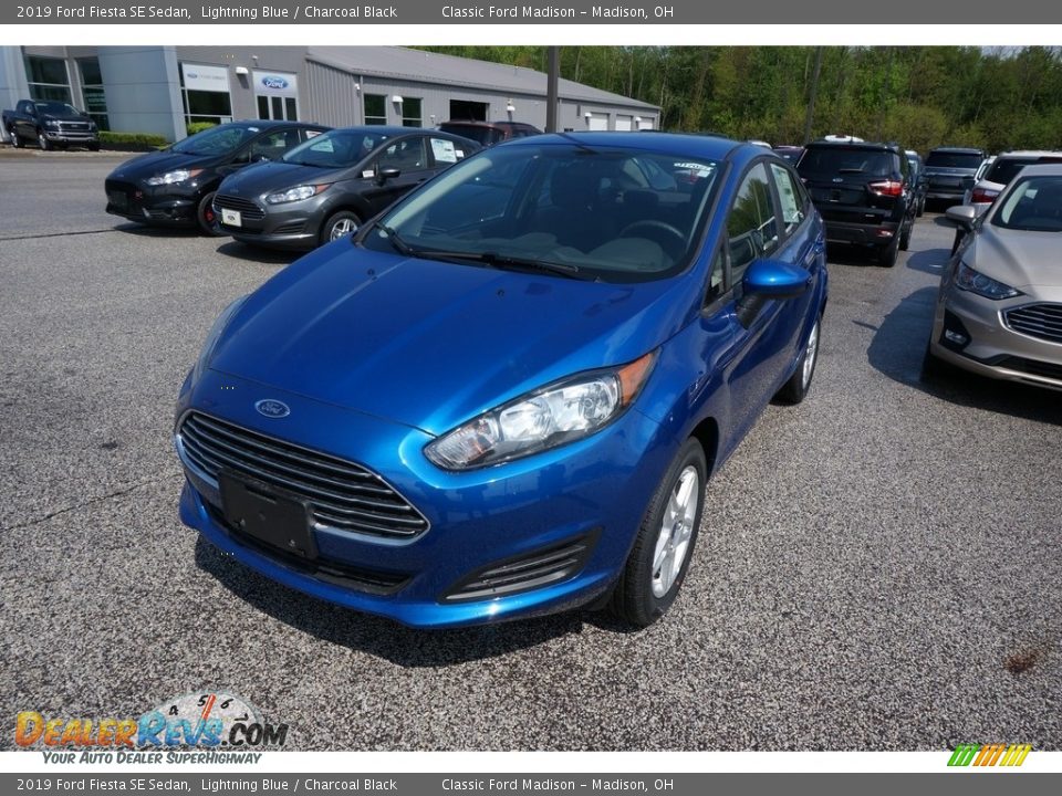 2019 Ford Fiesta SE Sedan Lightning Blue / Charcoal Black Photo #1