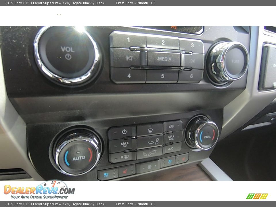 2019 Ford F150 Lariat SuperCrew 4x4 Agate Black / Black Photo #15