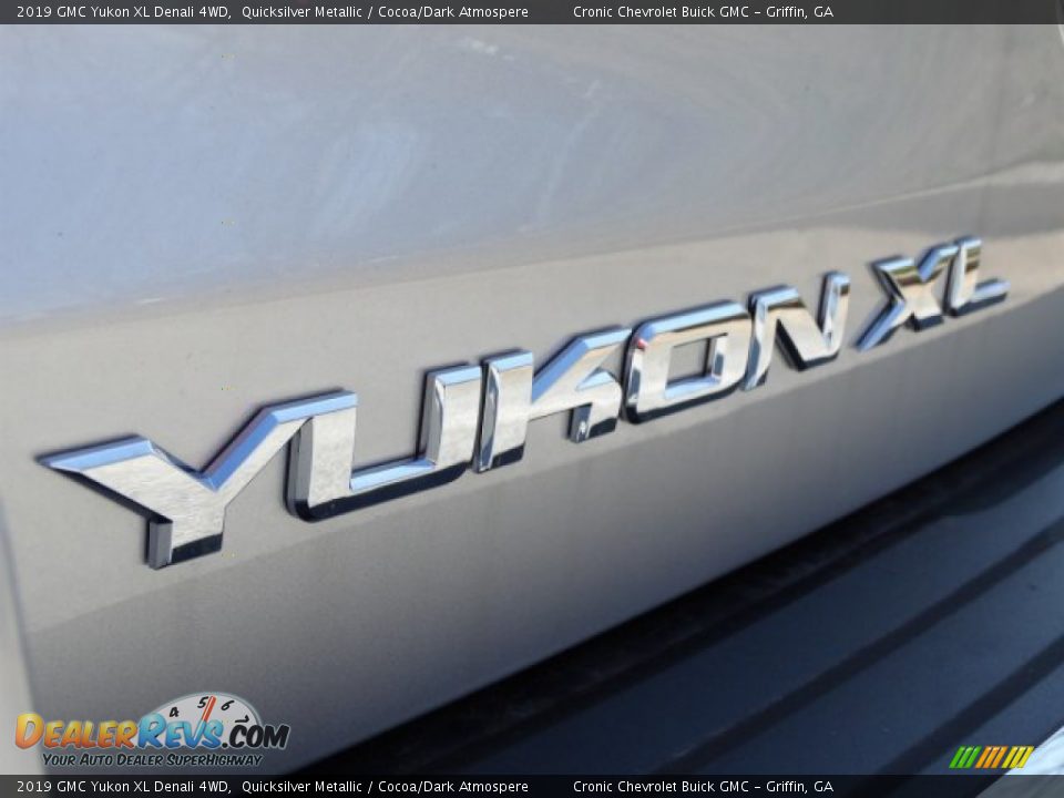 2019 GMC Yukon XL Denali 4WD Quicksilver Metallic / Cocoa/Dark Atmospere Photo #8