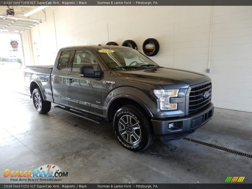 2016 Ford F150 XLT SuperCab 4x4 Magnetic / Black Photo #1