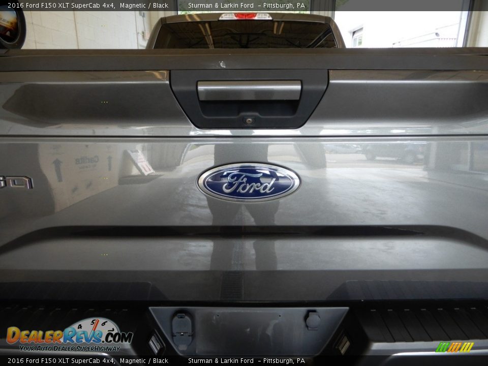 2016 Ford F150 XLT SuperCab 4x4 Magnetic / Black Photo #7